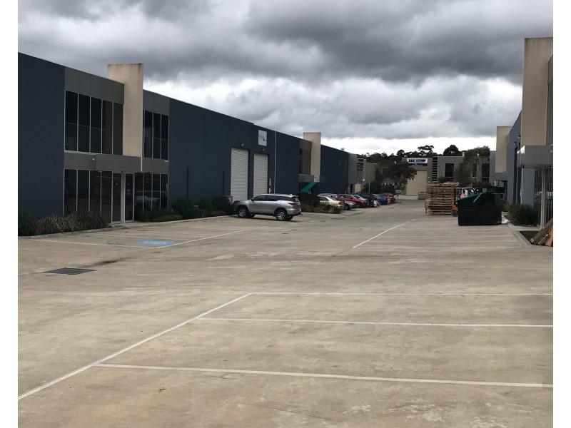 9 Pacific Place, Kilsyth VIC 3137