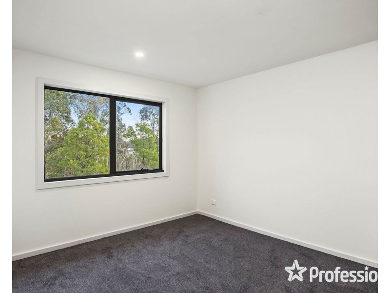 81A Esther Crescent, Mooroolbark VIC 3138