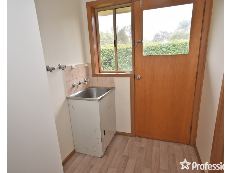 11/98 Sherlock Road, Mooroolbark VIC 3138