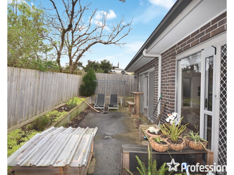 12a Saxon Drive, Mooroolbark VIC 3138