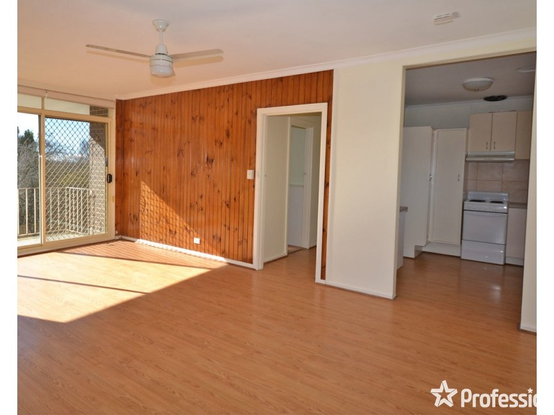 8/128 Mt Dandenong Road, Croydon VIC 3136