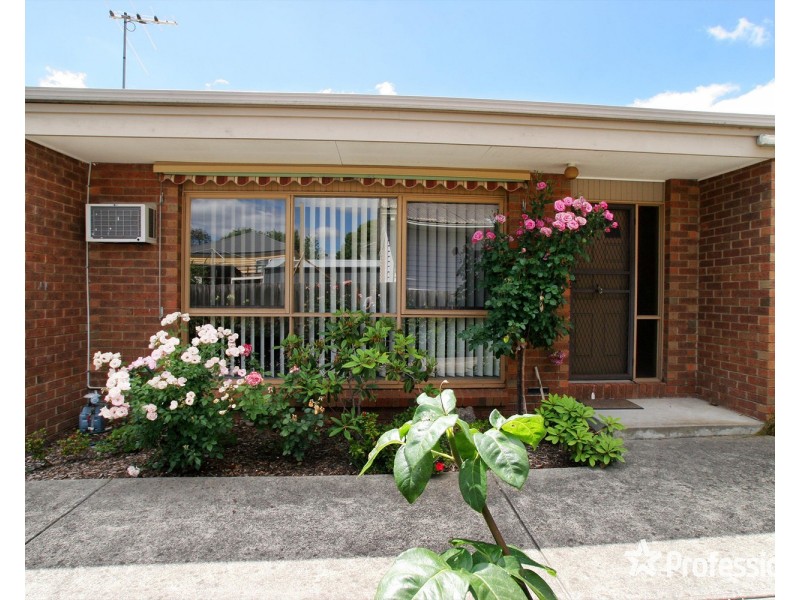 2/24 McComb Street, Lilydale VIC 3140