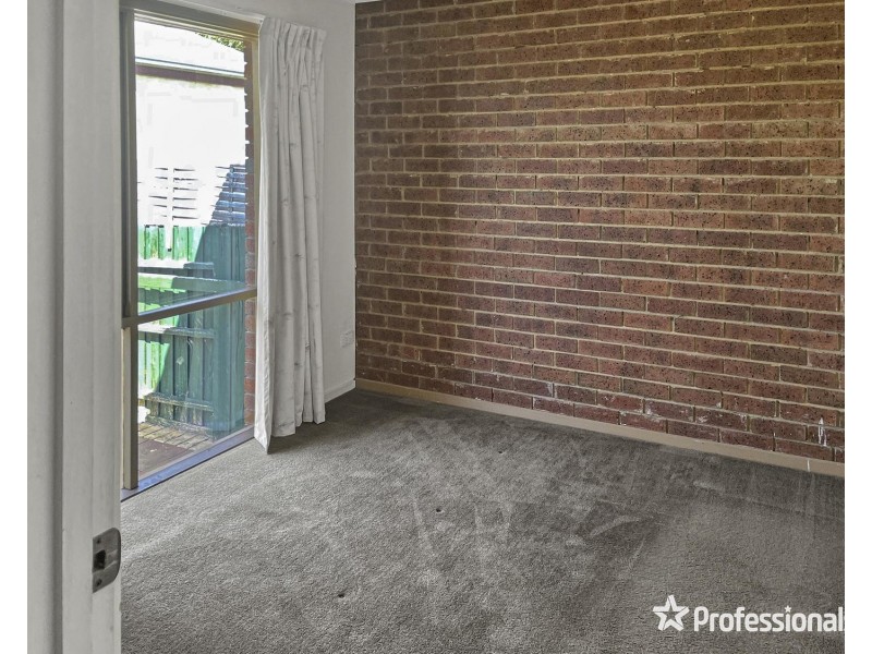 2/24 McComb Street, Lilydale VIC 3140