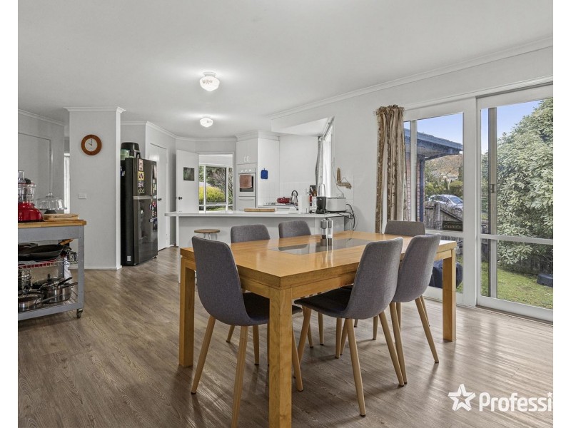 1 Lilac Rise, Lilydale VIC 3140