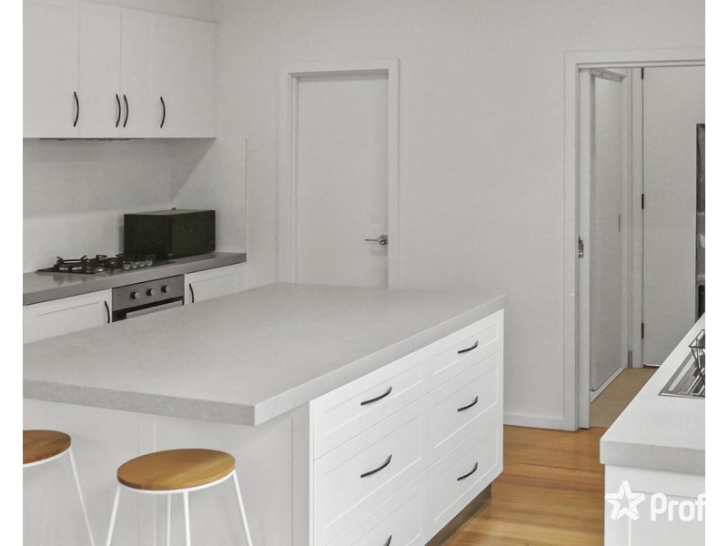 4 Osmaston Place, Mount Evelyn VIC 3796