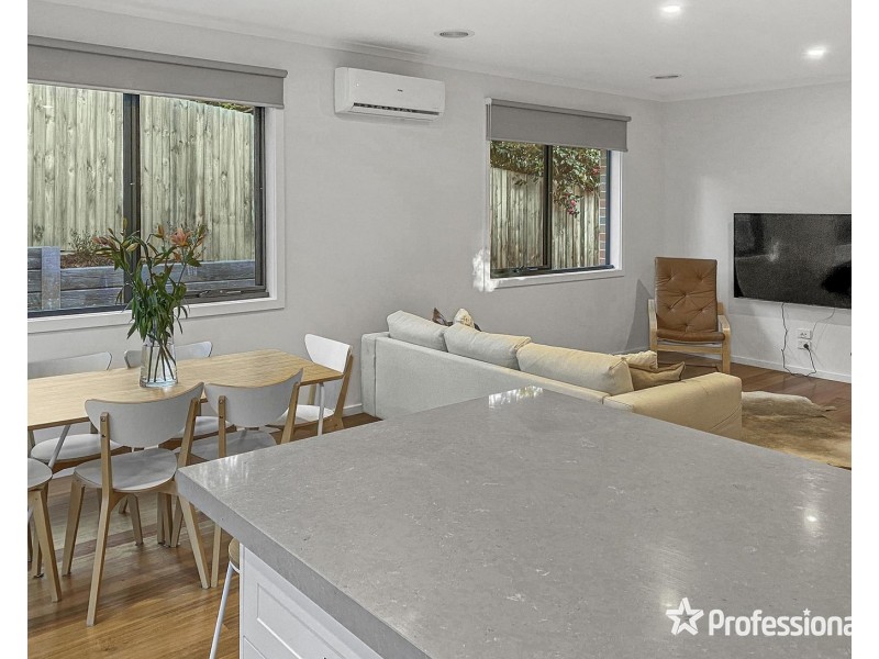 4 Osmaston Place, Mount Evelyn VIC 3796