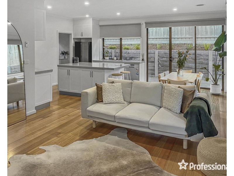 4 Osmaston Place, Mount Evelyn VIC 3796