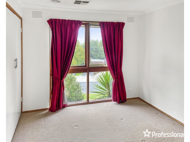 25 Shadowplay Road, Mooroolbark VIC 3138