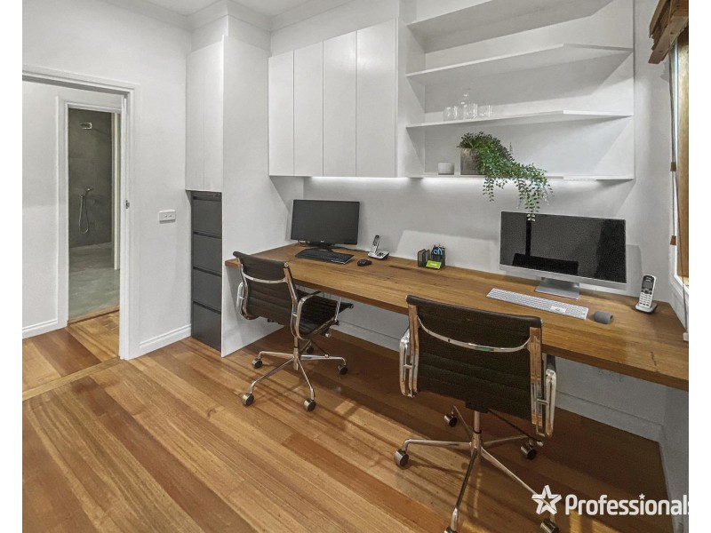 10 Montgomery Court, Kilsyth VIC 3137