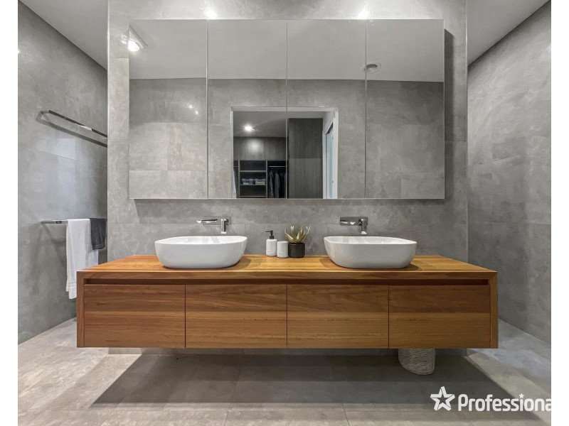 10 Montgomery Court, Kilsyth VIC 3137