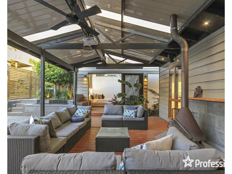 10 Montgomery Court, Kilsyth VIC 3137