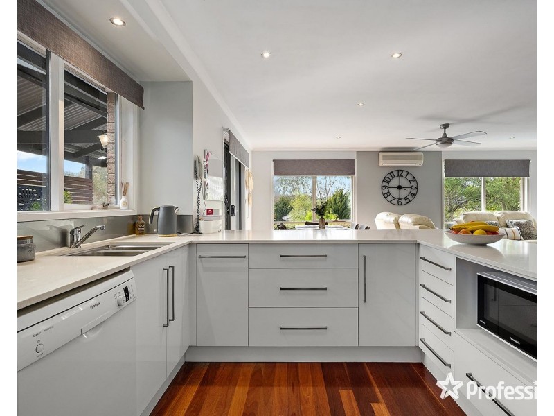 2 Meadowvale Court, Lilydale VIC 3140