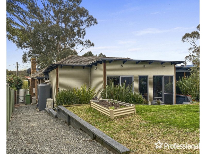 14 Raleigh Street, Seville VIC 3139