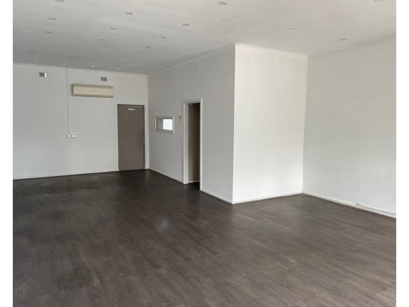 8 Collins Place, Kilsyth VIC 3137