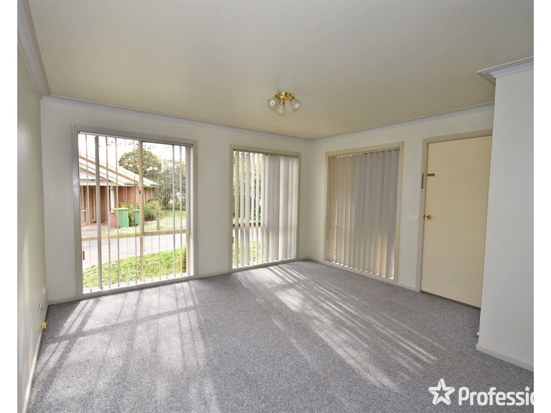 1/108 Sherlock Road, Mooroolbark VIC 3138