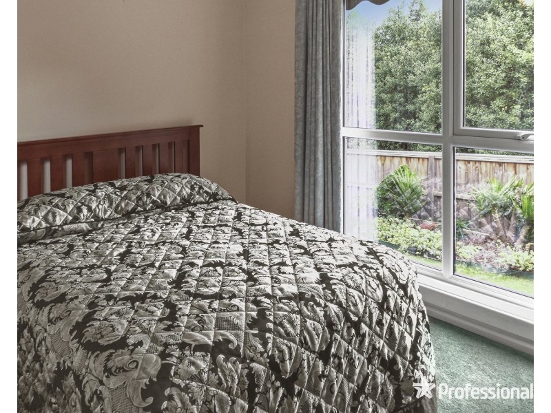 16 Sunnyridge Court, Chirnside Park VIC 3116