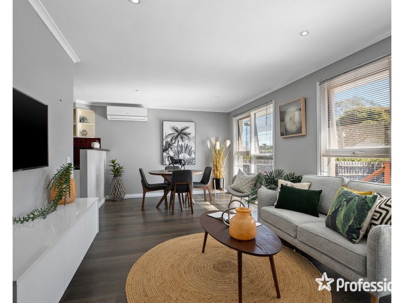 76 Cardigan Road, Mooroolbark VIC 3138