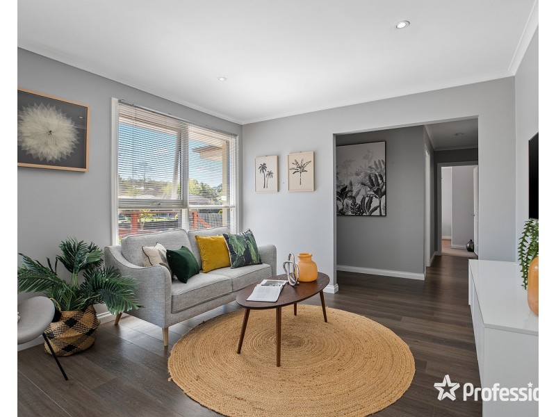 76 Cardigan Road, Mooroolbark VIC 3138