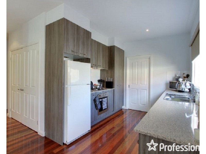 1/6 Deschamps Street, Lilydale VIC 3140