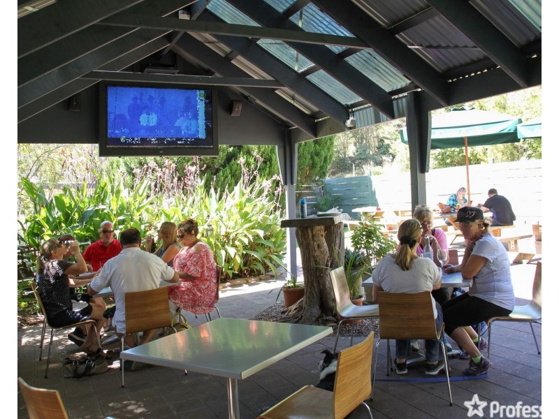 2170 Warburton Highway, Launching Place VIC 3139