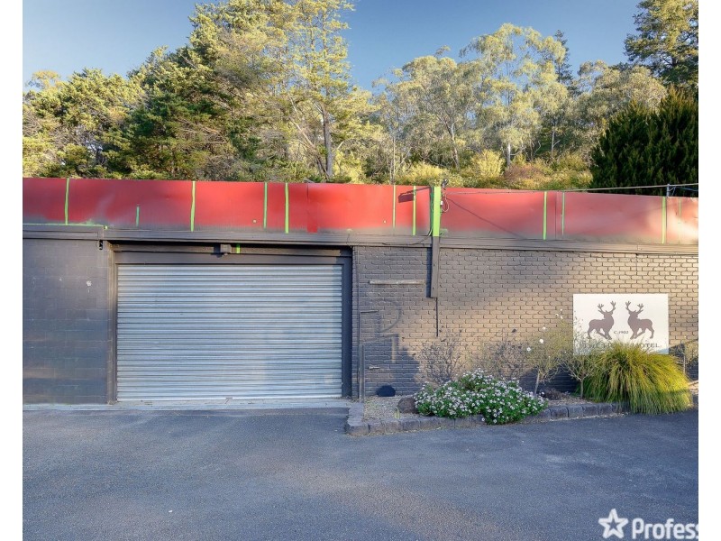 2170 Warburton Highway, Launching Place VIC 3139