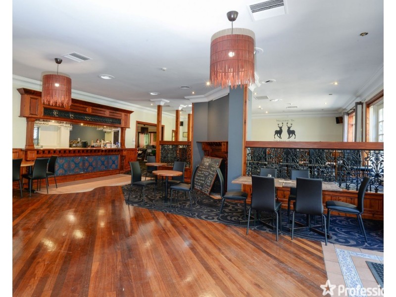 2170 Warburton Highway, Launching Place VIC 3139