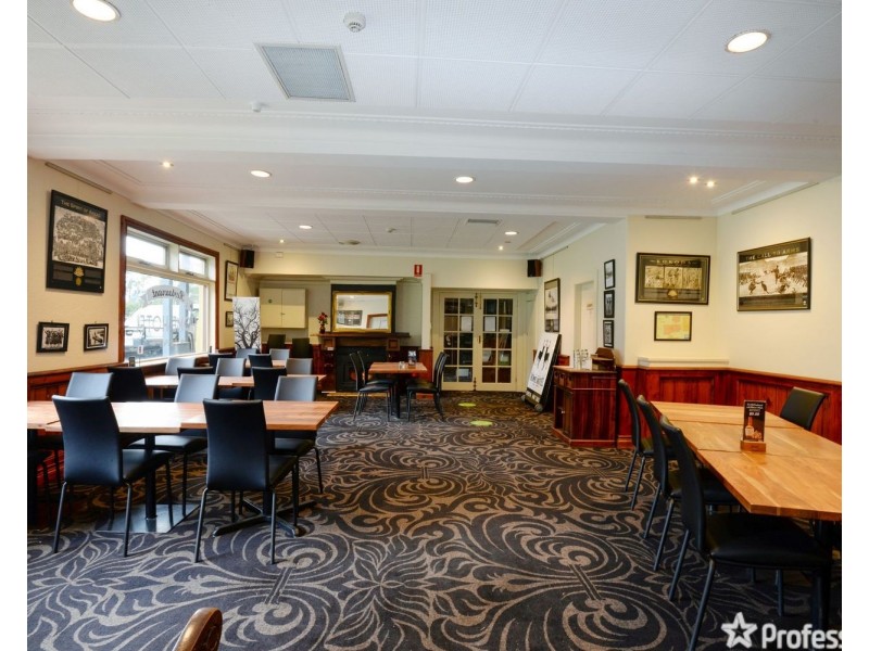 2170 Warburton Highway, Launching Place VIC 3139