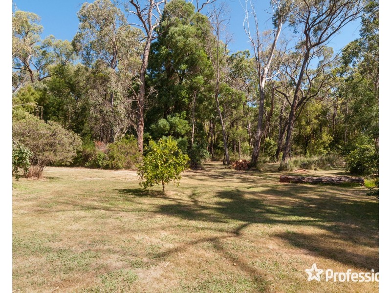 30 Denval Place, Mooroolbark VIC 3138