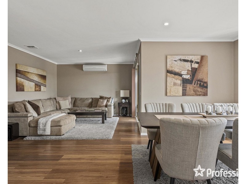 3 Buvelot Court, Chirnside Park VIC 3116