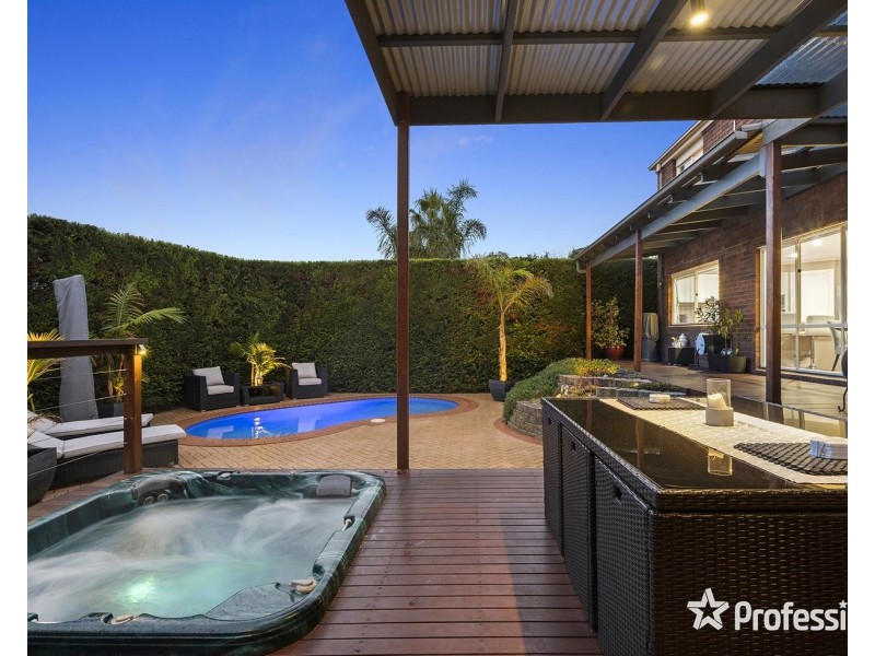 3 Buvelot Court, Chirnside Park VIC 3116