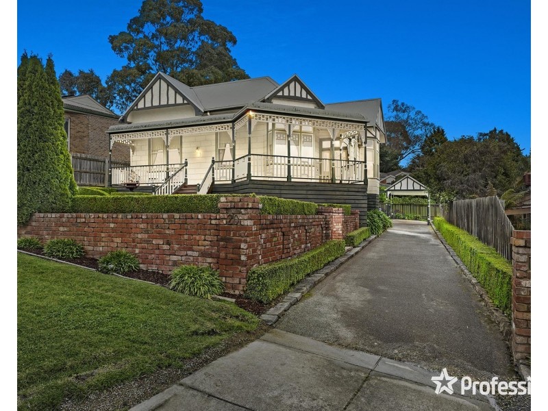 20 Wyuna Walk, Mooroolbark VIC 3138