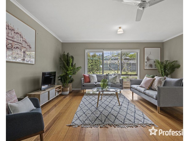 22 Kiloran Avenue, Kilsyth VIC 3137