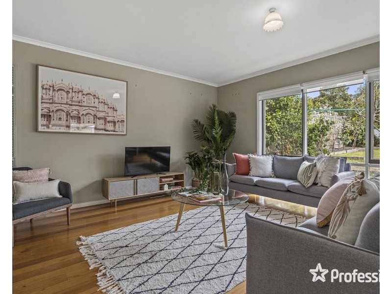 22 Kiloran Avenue, Kilsyth VIC 3137