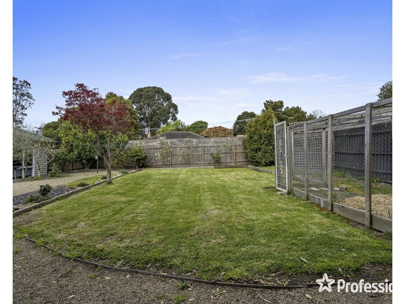 22 Kiloran Avenue, Kilsyth VIC 3137