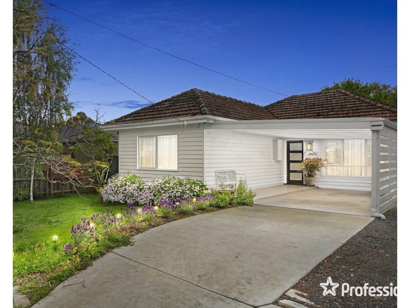 36 Byron Road, Kilsyth VIC 3137