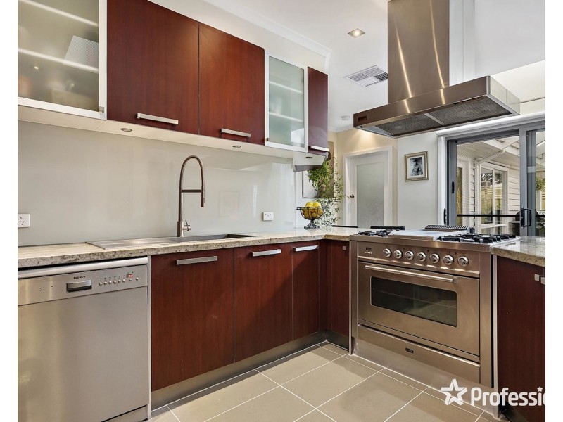 36 Byron Road, Kilsyth VIC 3137