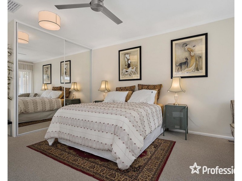 36 Byron Road, Kilsyth VIC 3137