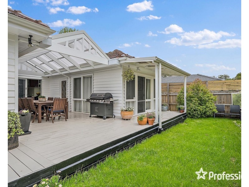 36 Byron Road, Kilsyth VIC 3137