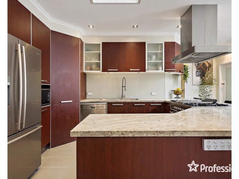 36 Byron Road, Kilsyth VIC 3137