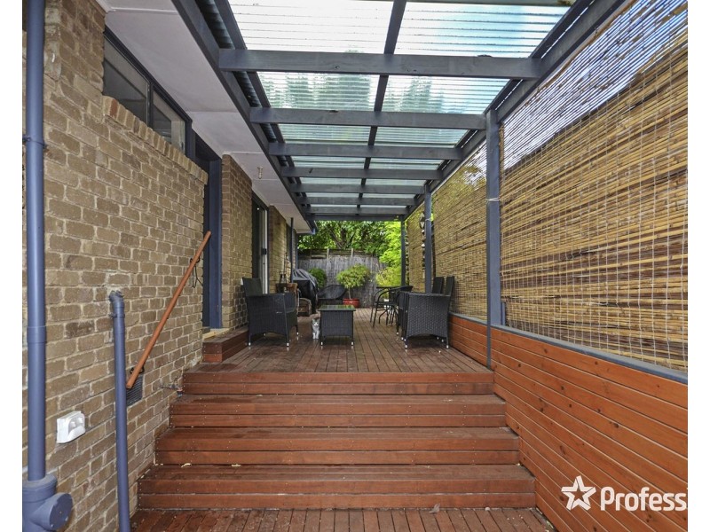 76 St Andrews Drive, Chirnside Park VIC 3116