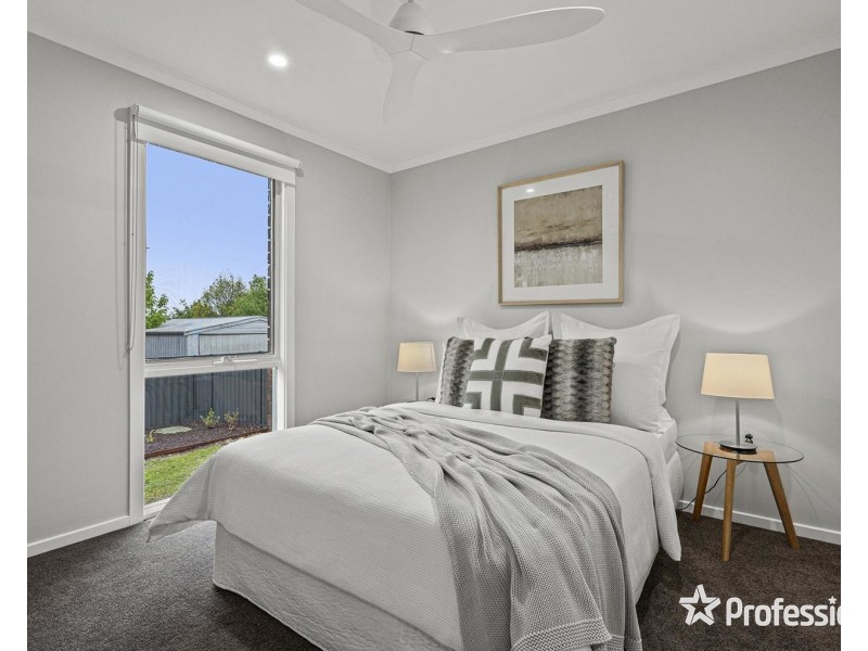 11 View Street, Wandin North VIC 3139