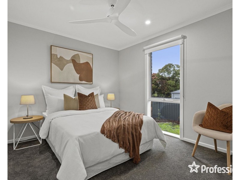 11 View Street, Wandin North VIC 3139