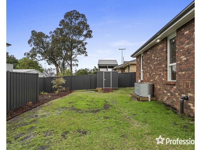 11 View Street, Wandin North VIC 3139