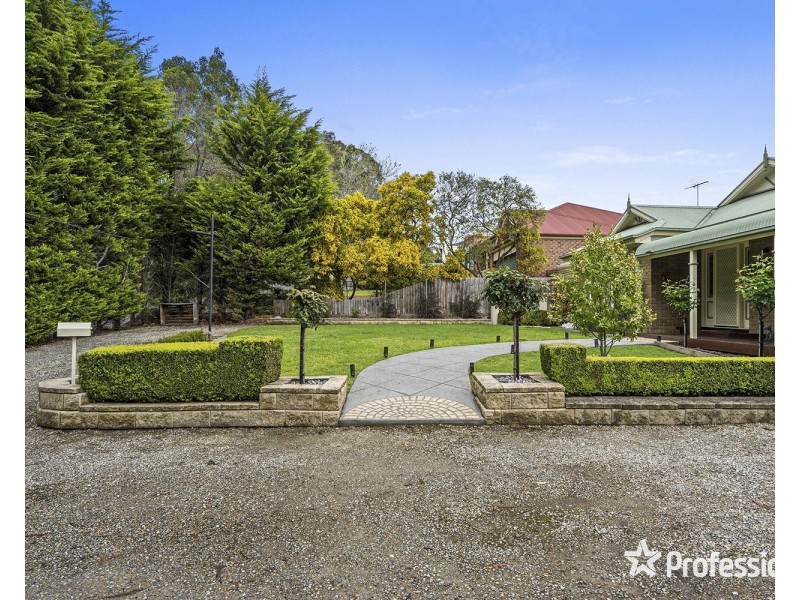 47 Mangans Road, Lilydale VIC 3140