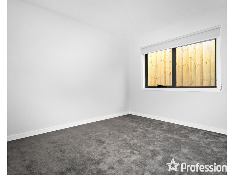 2/5 – 7 Frederick Street, Croydon VIC 3136