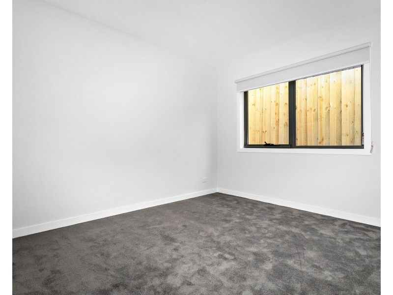2/5 – 7 Frederick Street, Croydon VIC 3136