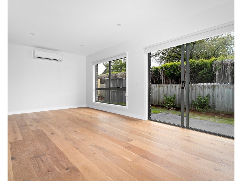 2/5 – 7 Frederick Street, Croydon VIC 3136