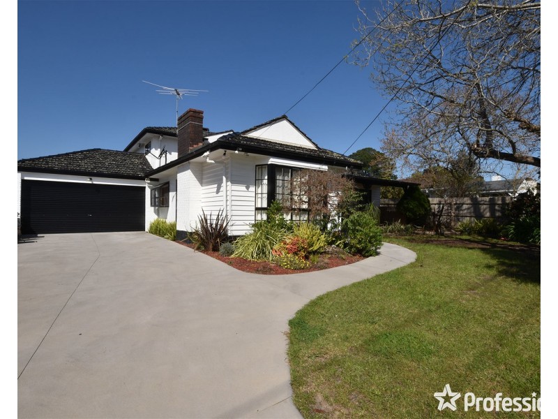 14 Rowan Street, Croydon VIC 3136