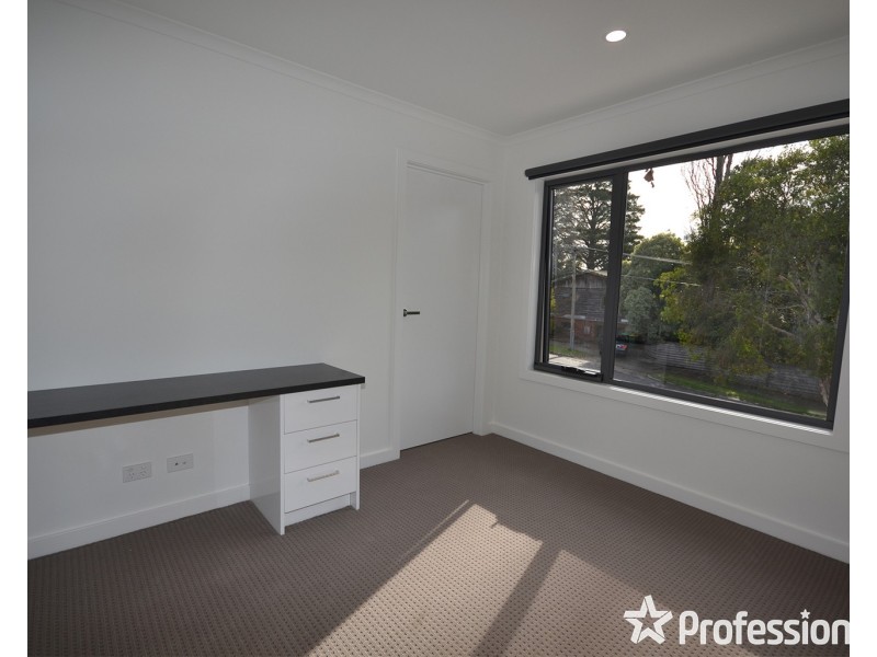 18 Derby Road, Kilsyth VIC 3137