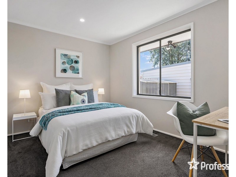 16 Jillian Street, Mooroolbark VIC 3138